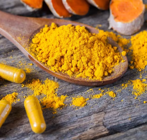 turmeric powder and capsules