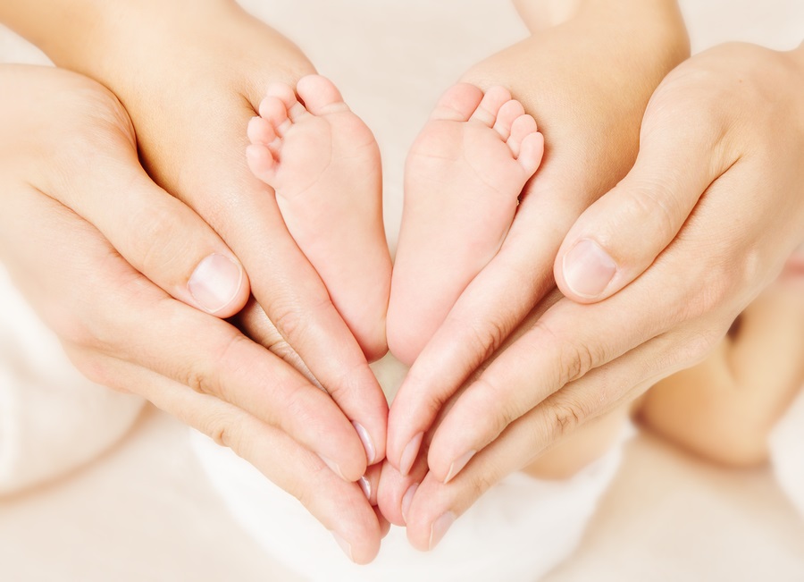Newborn Baby Feet In Parents Hands_Zinc for Infertility