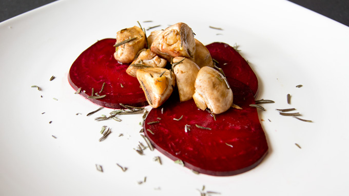 6 Immunity-Boosting Vegetables that Help Ease the Cold Weather Blues_Mushroom and beets dish