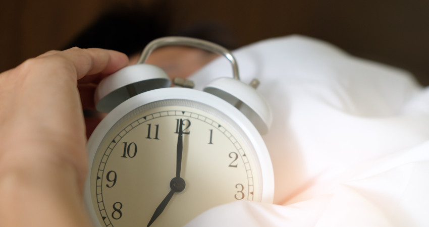 Naturally Living Longer with Sleep_adult-alarm-alarm-clock